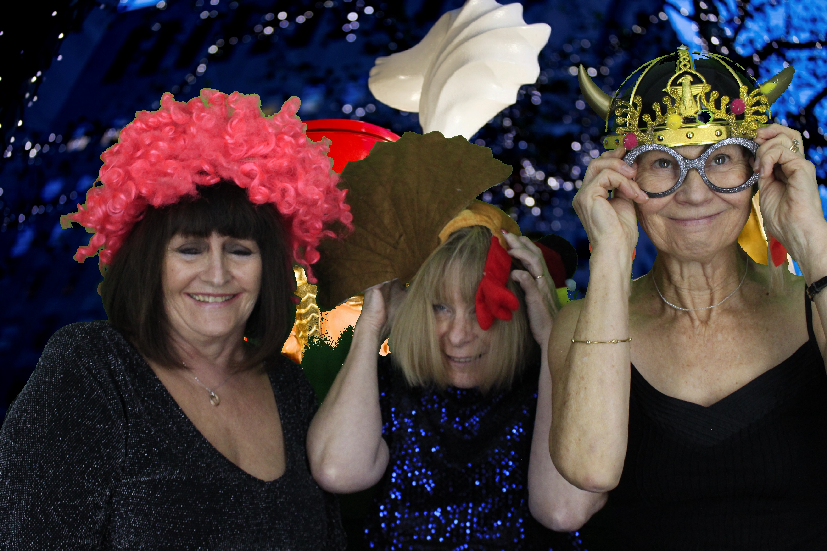 Silvermere Christmas Party  | View more photos from the event at gallery.myphotoboothexperience.co.uk/u/MyPhotoBoothExperienceLtd/Silvermere-Christmas-Party-0
